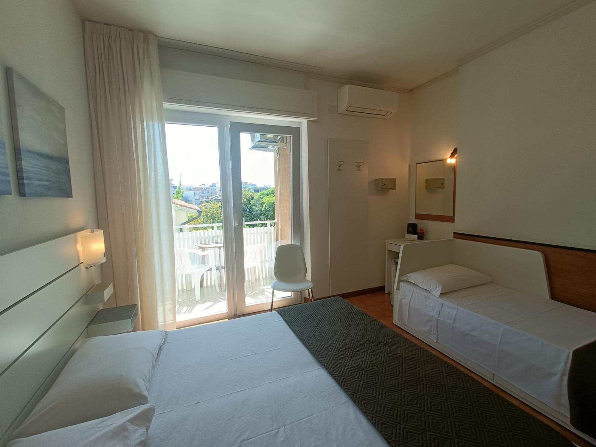 Hotel Merano グラード エクステリア 写真